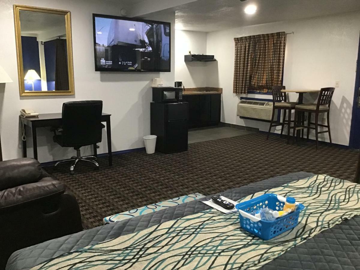 אוקלהומה סיטי Budget Inn & Suites מראה חיצוני תמונה